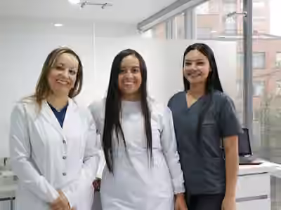 Dora Álvarez Odontologia Integral - Diseño de Sonrisa en Medellín