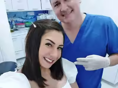 Dr. Gustavo Arcila - Odontología General y Especializada