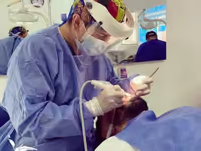 Odontología Especializada Girardot Dr. wilmer laguna