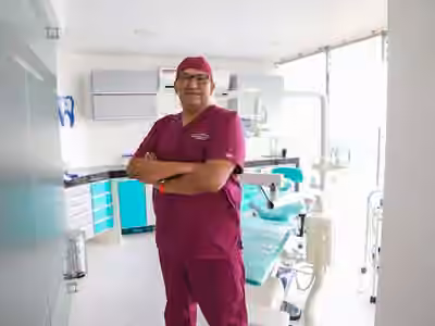 Clínica ODES-Odontológos Especialistas S.A.S.