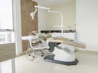 Dra. Silvia Hoyos Diseño de Sonrisa y Armonizacion Orofacial