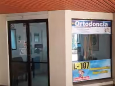 Dentist Dr. Alfonso Jose Doria Bechara