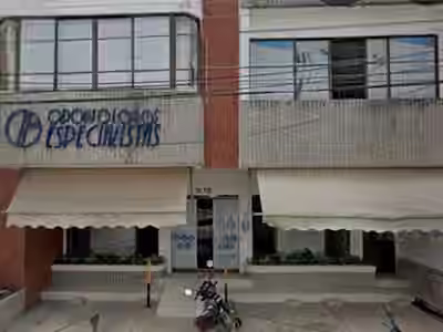 Esteban Ruiz -Odontologia