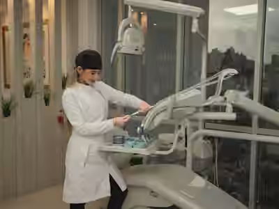 Dra. Carolina Lopez G - Odontólogo - Rehabilitacion Oral - Diseños de Sonrisa - Implantes Dentales
