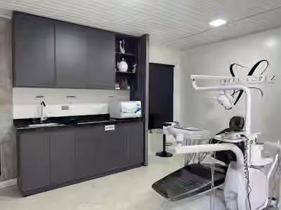 Dra Itzel López, Odontología estética y Rehabilitación Oral